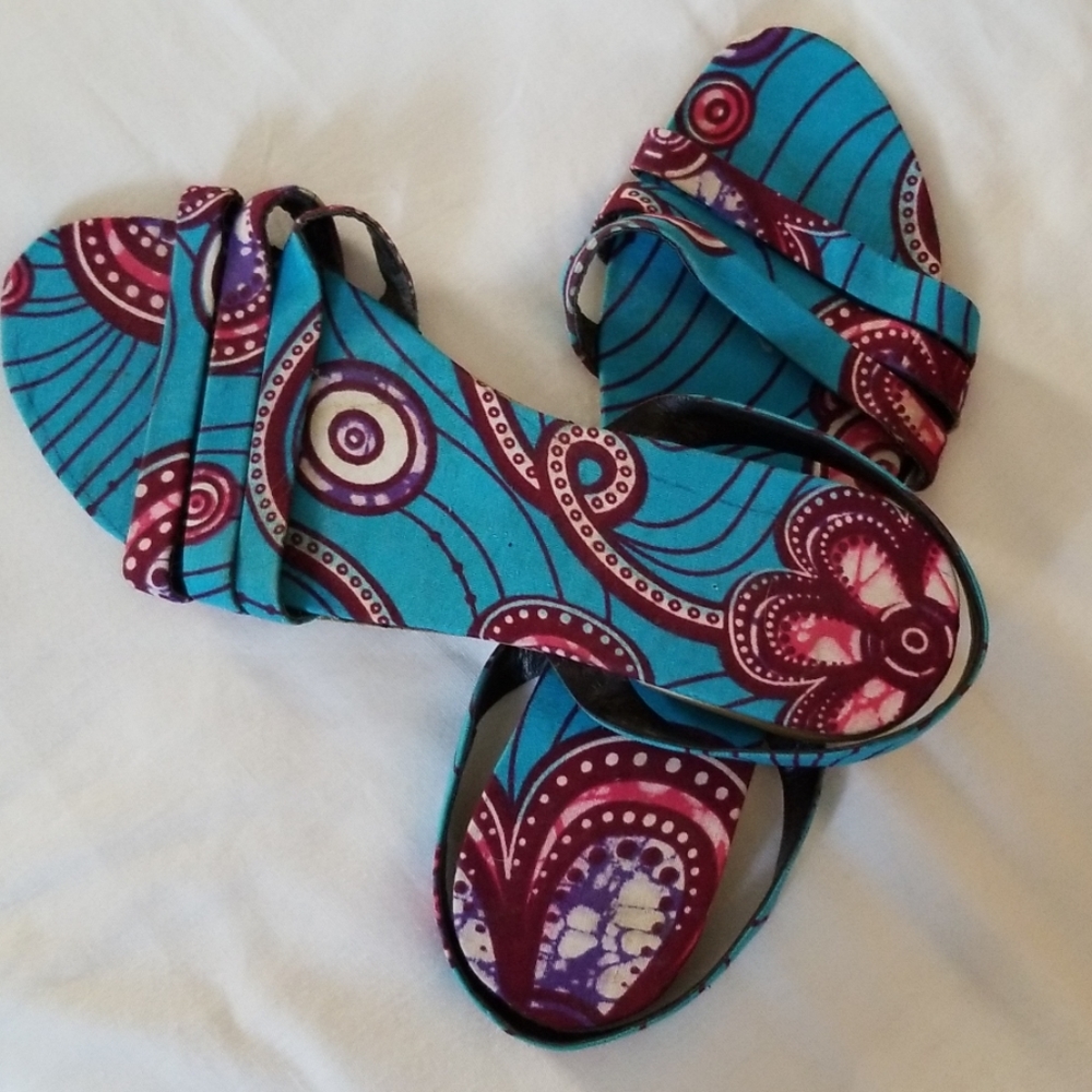 African hand made fabric slipprrs - Picture 4 of 5